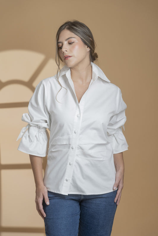 Postal blouse, vista frontal